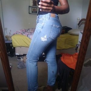 Ripped girlfriend jeans